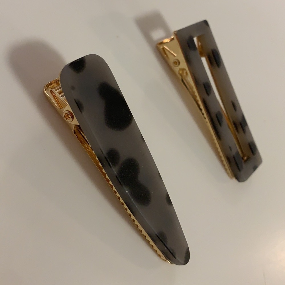 ✨🥰Beautiful hair clips🥰✨